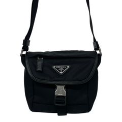 【PRADA】プラダ クロスボディ 2VD070 ショルダーバッグ ナイロン メンズ Re-Nylon サフィアーノレザー 黒 ブラック リナイロン レディース