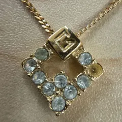 ◎【✨ネックレス✨】ジバンシー　GIVENCHY　金　GOLD　ジバンシィ　NC　アクセサリー　石付き　ダイヤ　クリスタル　キラキラ　海外　国外　外国　有名　ブランド　アンティーク　ヴィンテージ　　カラー　ゴールド　普段使い　おしゃれ　ビンテージ