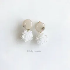 Mini circle shell flower pierce/earring