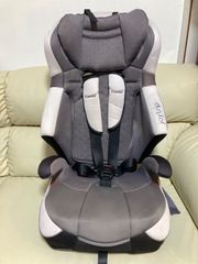 【本日限定価格】　コンビ　ジョイトリップ　チャイルドシート  ジュニアシート