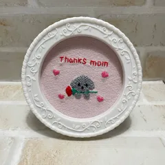 刺繍　フレーム　トイプードル　母の日　カーネーション