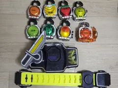 仮面ライダーガイム　ロックシードセット