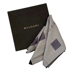 c*o様 BVLGARI SCARF QUADRATO ブラック　スカーフ c*o様 BVLGARI SCARF QUADRATO ブラック スカーフ - メルカリ