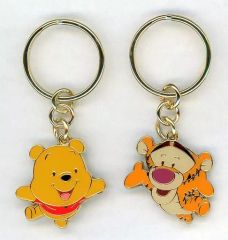 東京ディズニーリゾート くまのプーさん 首振りキーホルダー - メルカリ