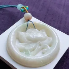 翡翠　天然石　翡翠ペンダント　本翡翠　翡翠ネックレス　ペンダント　ネックレス