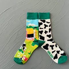 靴下　新作！！　左右非対称シリーズ　牧場柄　面白靴下