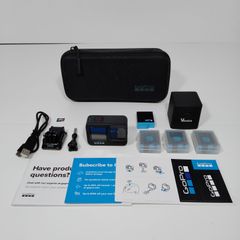 GoPro HERO9 BLACK　ウェアラブルカメラ　バッテリー4個付き　アクションカメラ　アウトドア　スポーツ
