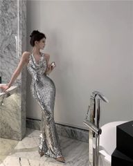 フリルのオフショルが可愛い 長袖のベロアイブニングドレス 楽天市場】イブニングドレス オフショルダー ロングドレス