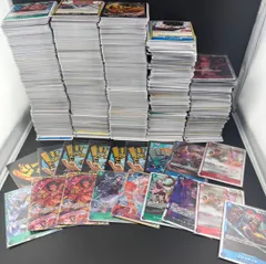 【中古品】ワンピースカード  ノーマルカード　レアカード多数　1000枚以上　まとめ売り　お買い得　トレカ　ワンピース