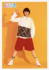 【中古】生写真(男性) 超特急/タカシ(松尾太陽)/全身・衣装白・赤・右手親指立て・左手ポケット・背景黄/「超特急 POP UP STORE」GOLDEN EPOCH SPECIAL 生写真 タクヤ PRUDUCE Ver.(渋谷限定)