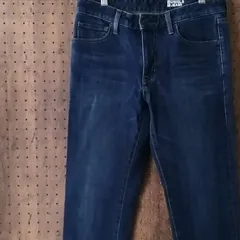 UNIQLO ユニクロ　ストレートジーンズ　サイズ２８（７０ｃｍ）