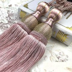 Item thumbnail for item 819ec1cd-f927-4703-a0d3-4b29d26294ce