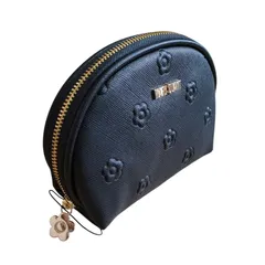 マリークワント MARY QUANT マリクワ マリークアント マリークヮント シンプルエンボスデイジーラウンドポーチ 【ブラック】