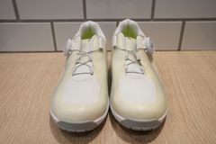 美品【BRIDGESTONE GOLF】22.5cmTOUR B/SHG910 ZSP-BITER スパイクレスゴルフシューズ