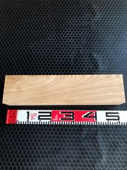 木材　52  タモ角材