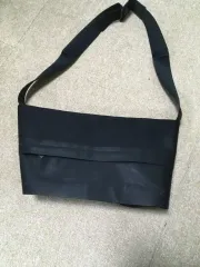【美品・80s】ISSEY MIYAKE　ショルダーバッグ　レザー　ブラック　黒 210.jpg