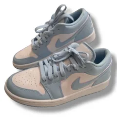 美品 NIKE WMNS AIRJORDAN 1LOW DC0774-141 ナイキ ウィメンズ エアジョーダン 1ロースニーカー レア カワイイ ホワイト×アイスブルー 7サイズ レディース ゴーゴー古着久喜倉庫店No.名344Y