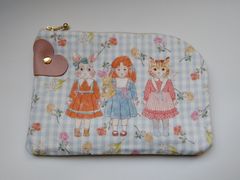 インド刺繍フラットポーチ コヤンイサムチョン - メルカリ