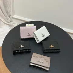 【新品未使用】　ヴィヴィアンウエストウッド 三つ折財布　黒　エナメル　がま口 超美品 Vivienne Westwood ヴィヴィアンウエストウッド 13VV106
