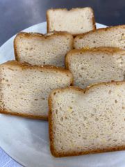 【玄米粉100%】無添加酵母ミニ食パン もちきび　1本6カット