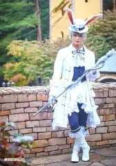 【中古】生写真(男性) 友常勇気(霜月隼)/全身・衣装白・両手剣・足交差・キャラクターショット/「2.5次元ダンスライブ『ツキウタ。』ステージ 第5幕『Rabbits Kingdom』」トレーディングブロマイド(白兎王国Ver.)