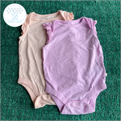 ★baby GAP    ベビー服　70サイズ　２枚セット　双子