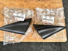 新品 トヨタ純正 70 80 ランドクルーザー リア ドアロック