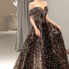 スパンコールがゴージャスなオフショル イブニングドレス