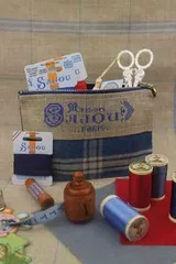 Maison Sajou 半製品 クロスステッチ刺繍キット 輸入 【Kit de point de croix : trousse en lin Sajou de 1845 à 1848】 ポーチ フランス 輸入 初心者 KIT_PDC_MUP_SAJ_18