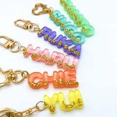 【受注オーダー】ネームキーホルダー　当店人気No.1ミルキータイプ　お名前キーホルダー　オリジナルキーホルダー　推し　推し活　推しカラー　推し活グッズ　メンバーカラー　メンカラ　ギフト　プレゼント　オーダー　オーダーメイド　ハンドメイド　コリルハンドメイド