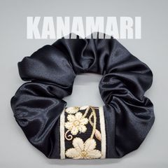 [194]インド刺繍リボンのシュシュ（黒系）、ハンドメイド、ヘアアクセサリー