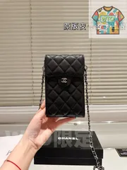 CHANEL スマホケースバッグ ? 11×18cm [本日WTO|新品未使用品]-WT0輸入-PHK55