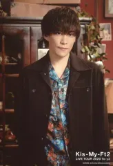 【中古】生写真(ジャニーズ) Kis-My-Ft2/千賀健永/上半身・衣装黒・両手下/「Kis-My-Ft2 LIVE TOUR 2020 To-y2」スペシャルフォト