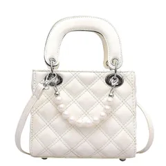 【数量限定】ホワイト 黒 ブラック 白 スクエア パール 小さめ 地雷系 2WAY 量産型 ハンドバッグ ゴスロリ ショルダーバッグ 韓国 ミニ 可愛い レディース 斜めがけ ショルダー 肩掛け キルティングバッグ バッグ [ハルジオ]