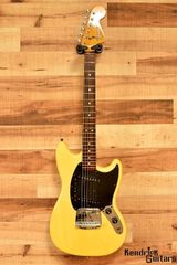Fender 1977 Mustang / White w/OHC