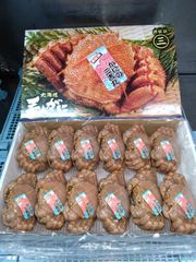 北海道産冷凍毛がに12尾入4キロ１箱売　1尾平均333ｇ（活時370ｇ前後）