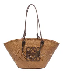 2025年最新】LOEWE ショルダーバッグの人気アイテム - メルカリ