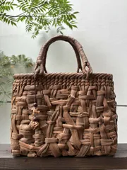 メルカリ特別価格東北蔓山葡萄籠国産乱れ編み太ひご内布柿渋籠バッグ