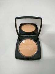 CHANEL プードゥル　ルミエール　プレッセ　02 プラン　ジュール
