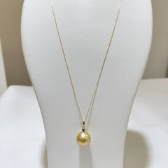Ｋ１８ＹＧ 白蝶真珠ナチュラルゴールデンパールペンダントネックレス