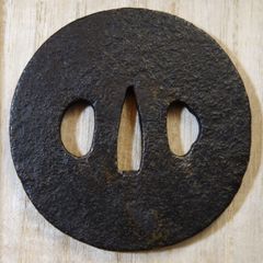鍔 【 鉄地 松竹梅図鍔 】 日本刀 刀装具 鐔 骨董 古美術
