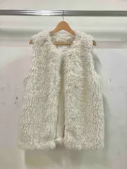 未使用品　トゥモローランド　Ballsey ボールジィファージレ　オフホワイト 中古・古着通販】BALLSEY (ボールジィ) BALLSEY ファーベスト