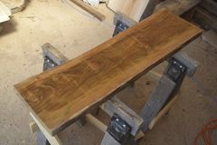 アウトレット サクラ(桜)の一枚板 長さ約98cm 幅約27～27cm 厚さ約4cm DIY用 Z267