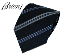 ブリオーニ ネクタイ Brioni O61D00 O9461 4014 MIDNIGHT BLUE ワンポイントロゴ入り ミッドナイトブルー系地 レジメンタル ストライプ柄 シルク ジャガード ハンドメイド ネクタイ