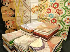 平和屋本店■袋帯 西陣 まとめて100点 鳳凰 向かい鶴 孔雀 蝶 辻が花 花柄 宝相華 楽器 宮田織物 駒刺繍 未使用品あり 全て正絹 se3677