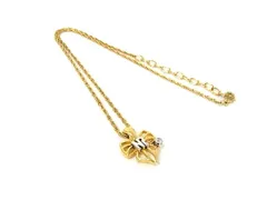 ■美品■ NINA RICCI ニナリッチ ロゴモチーフ ラインストーン リボン ネックレス ペンダント アクセサリー ゴールド系 DI8840