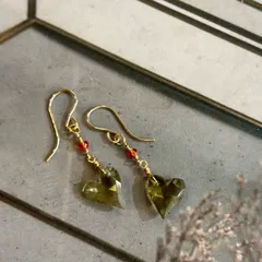 オリーブクォーツハートのピアス　14kgf　パパラチアサファイア・オリーブクォーツ　ハンドメイドピアス　天然石ピアス　イヤリング変更可