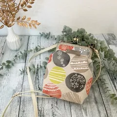 ハンドメイド　北欧柄　和柄　スマホショルダー　スマホポシェット　ポシェット　ショルダーバック　スマホケース　ガマ口　ガマ口ポシェット