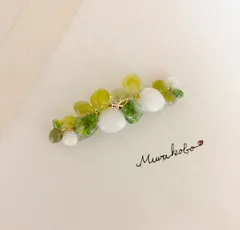 抹茶グリーンのお花のバレッタ