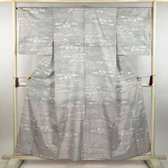たんす屋 TANSU-YA 中古 リユース着物 紬 白 グレー カジュアル エ霞 菊 笹 袷 絹 未洗い 【身丈】148.5cm【裄丈】67cm MS4874